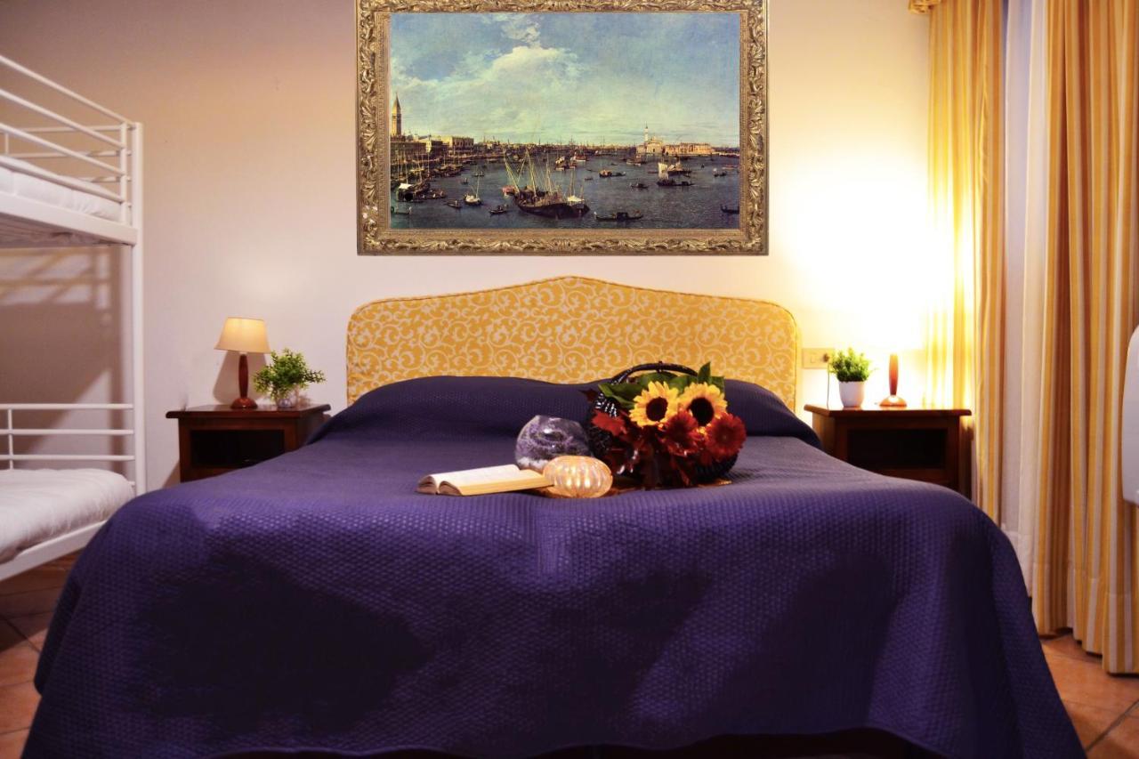 Art Dreams Apartment Teatro Italia Venedig Exterior foto